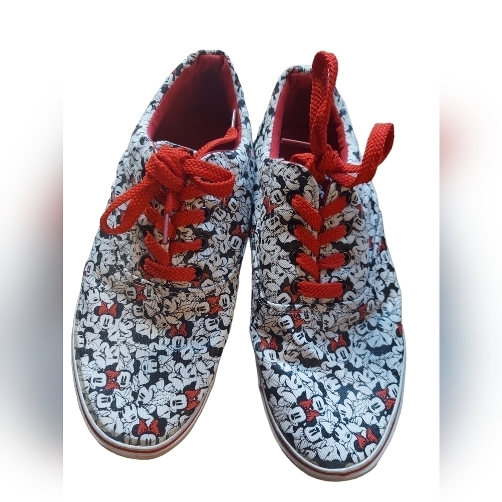 COPY - 11 Disney sneakers